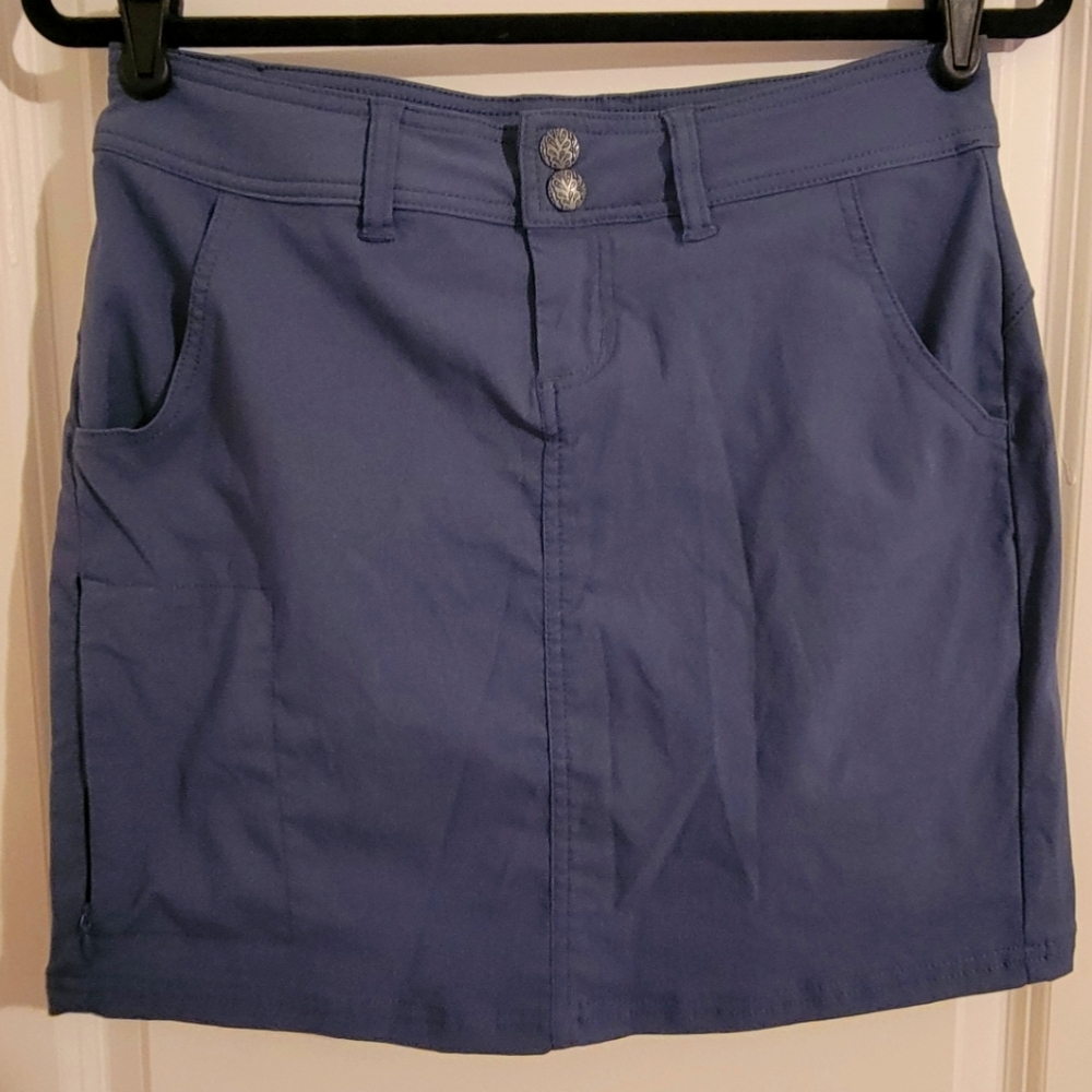 Prana Women's Professional Skort Blue & Black Shorts Underneath Many Pockets